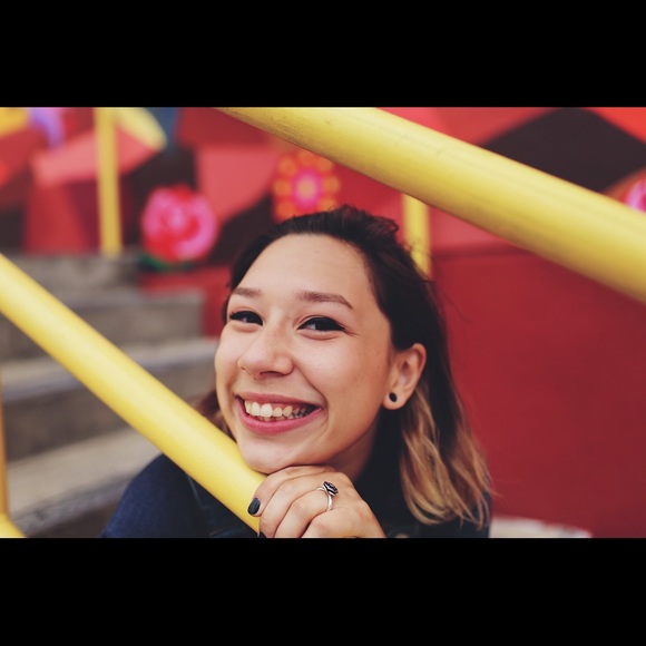 Meet your Posher, Olivia - Picture 5 of 8