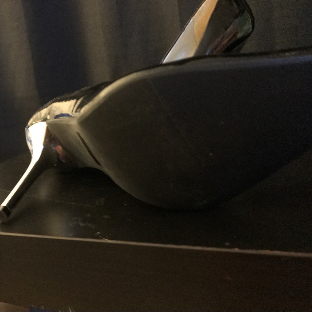 Heels - Picture 2 of 2