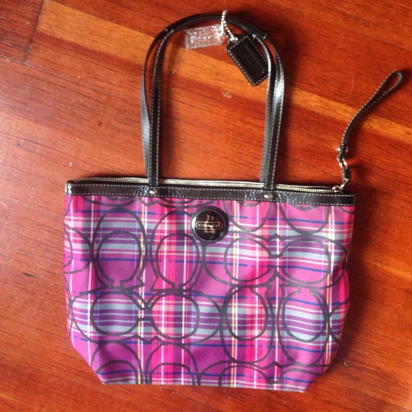 Coach Purse - Picture 1 of 4