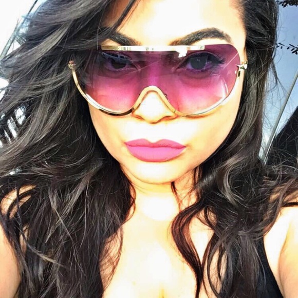 "Violet Ray" Oversized Retro Shield Shades - Picture 2 of 4