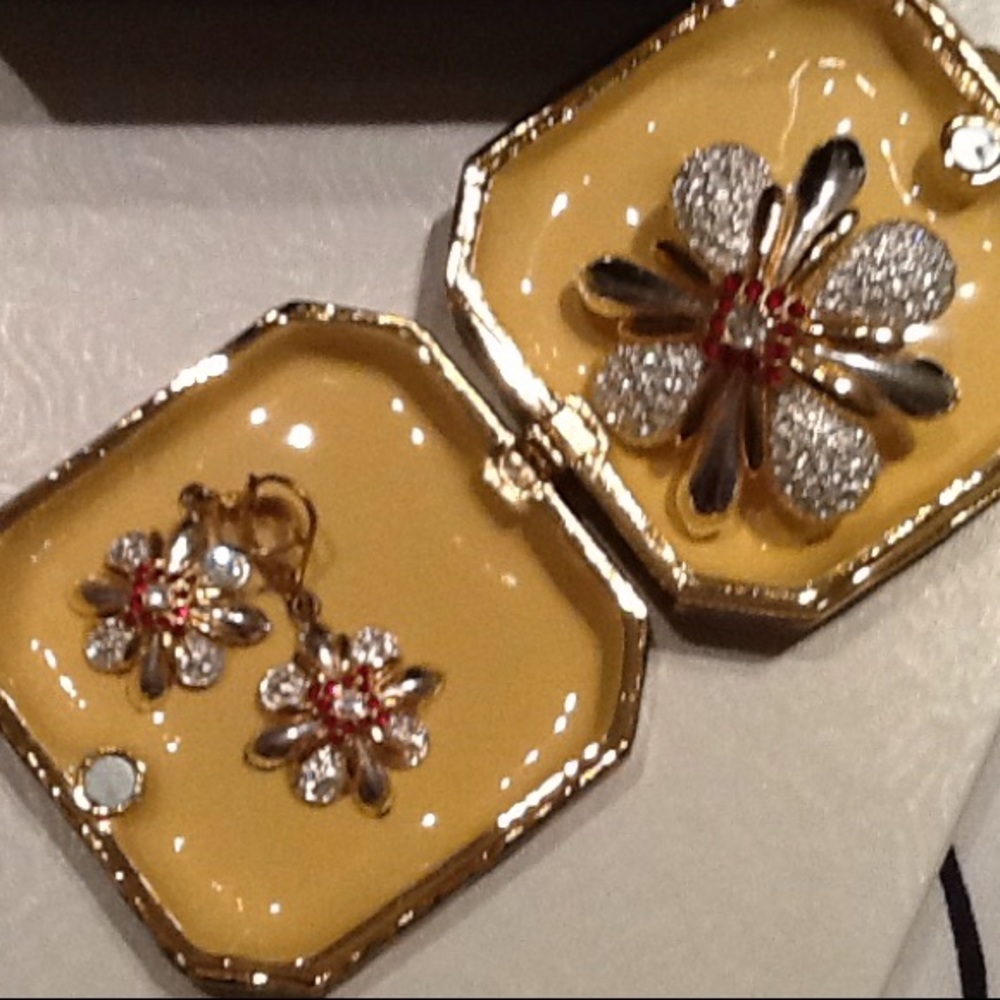 Authentic Hidden Treasures Keepsake Box - image 3