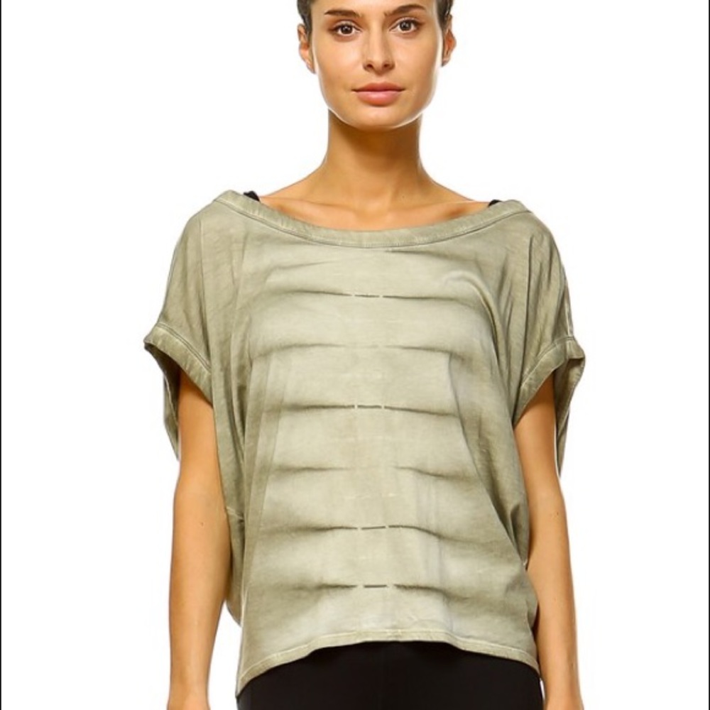 Olive Tiger Tie Dye top - Picture 2 of 6
