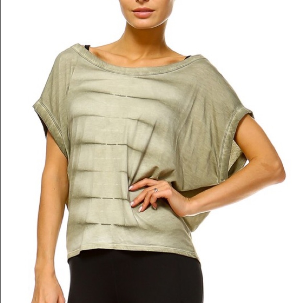 Olive Tiger Tie Dye top - Picture 4 of 6