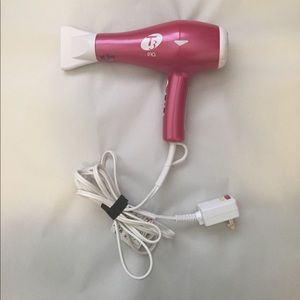 T3 Pro Ceramic Hair Dryer