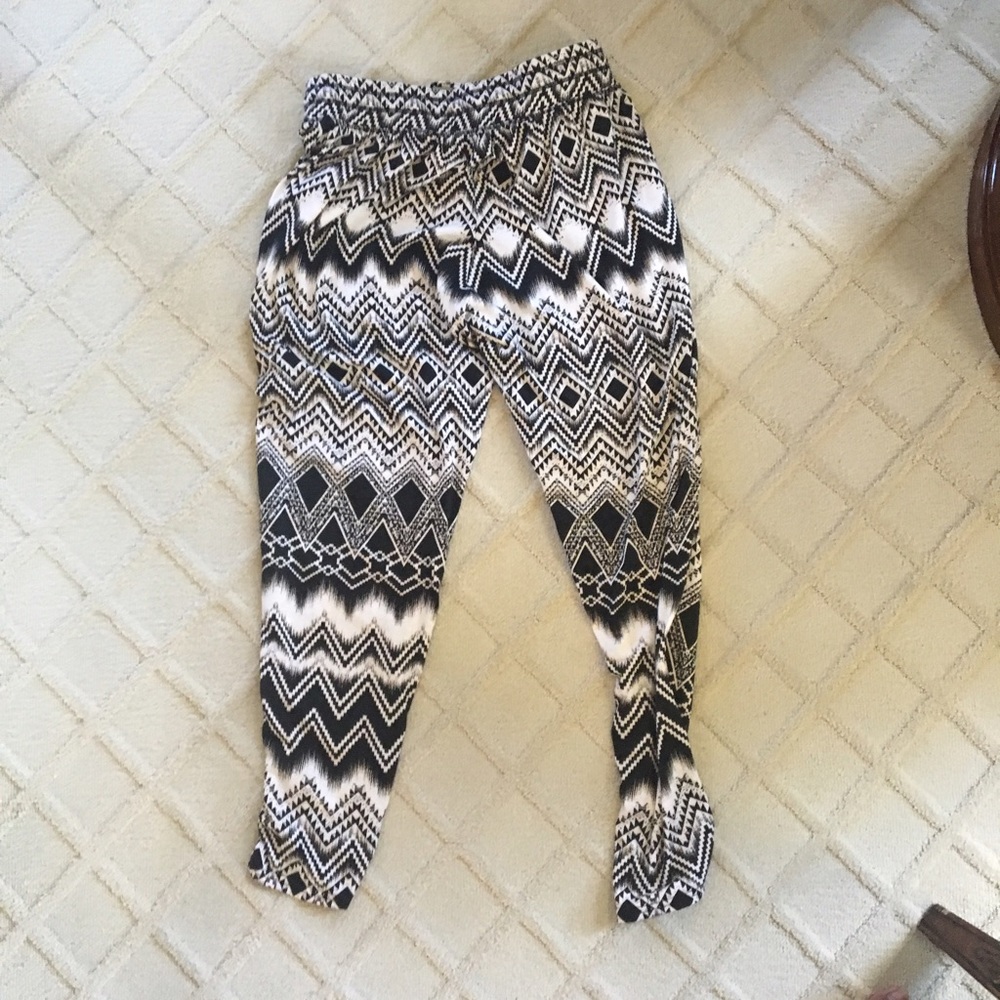 Patterned Pants - Picture 2 of 3
