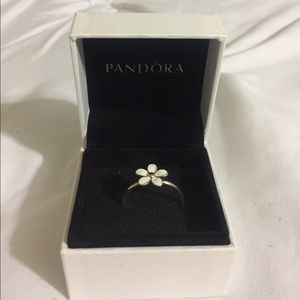 Dazzling daisy stackable ring