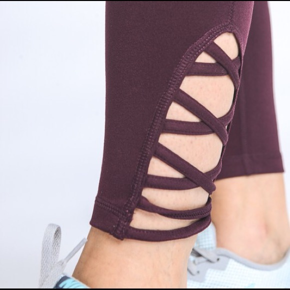 Magenta Crisscross Detail Leggings - Picture 2 of 4