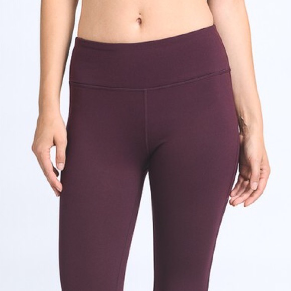 Magenta Crisscross Detail Leggings - Picture 4 of 4