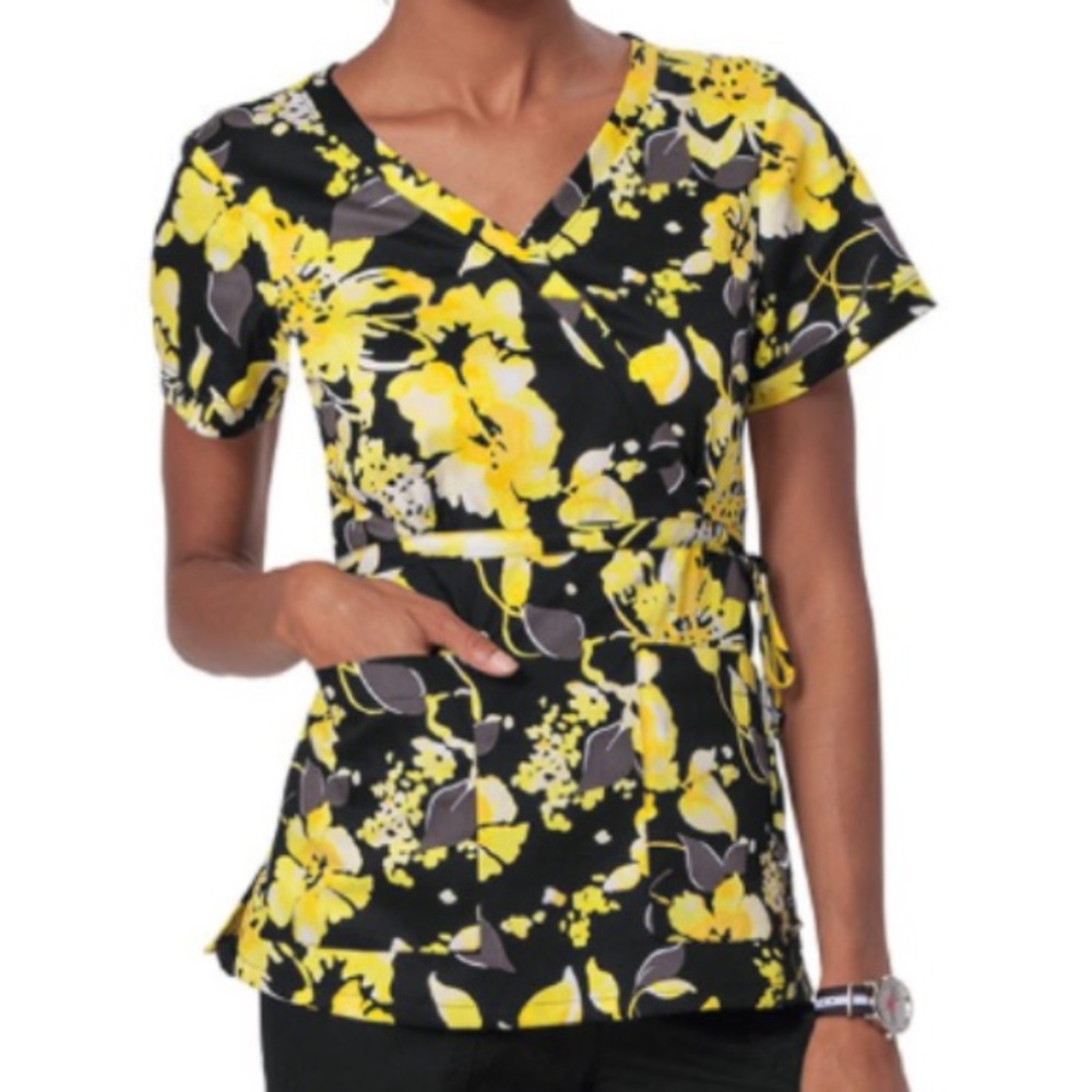 Koi Kathryn Floral Drift Scrub Top