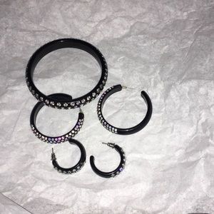 2set black iridescent hoop earrings w/ bracelet