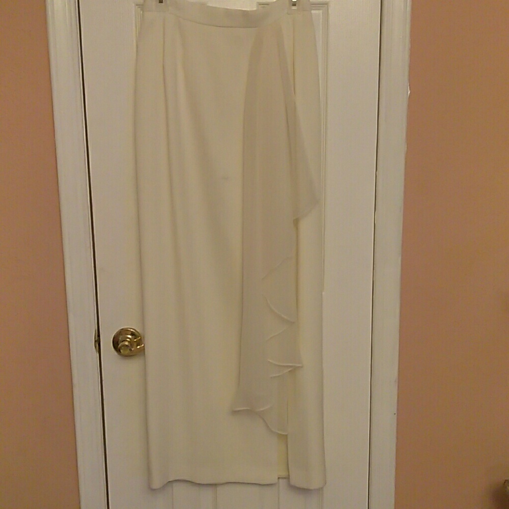 Beautiful polyester long skirt