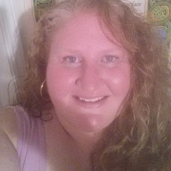 Meet your Posher, Heidi - Picture 1 of 1