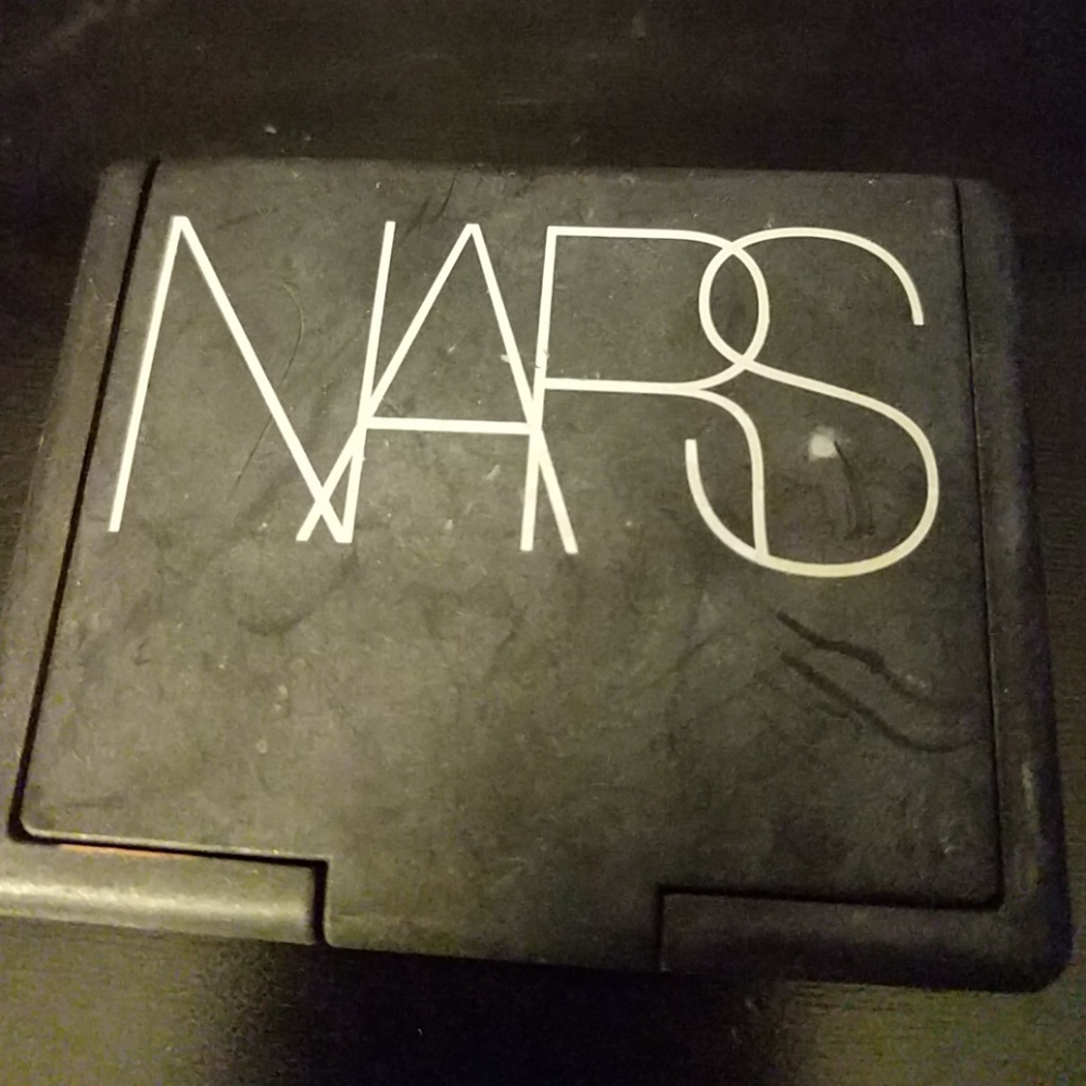 *USED* Nars blush in Madly
