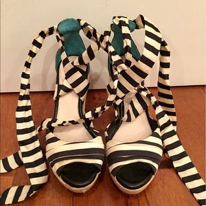 Size 10 black/white striped UGG wedges