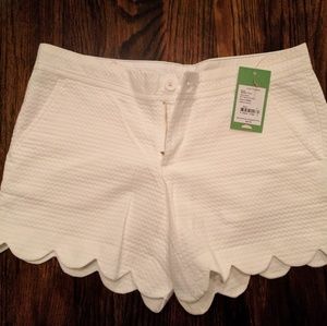 Lilly Pulitzer Resort White Buttercup Short NWT XS