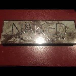 Naked Smokey Palette