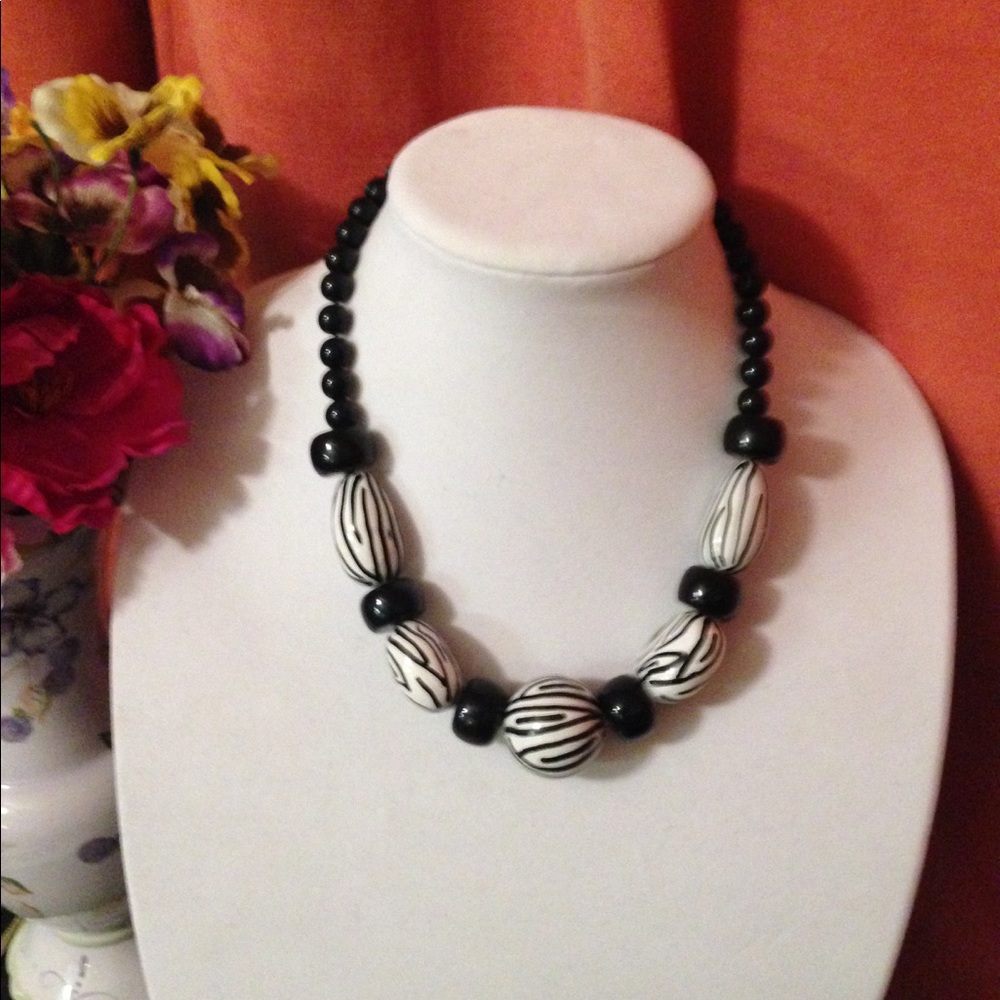 Black & white Zebra Striped Necklace