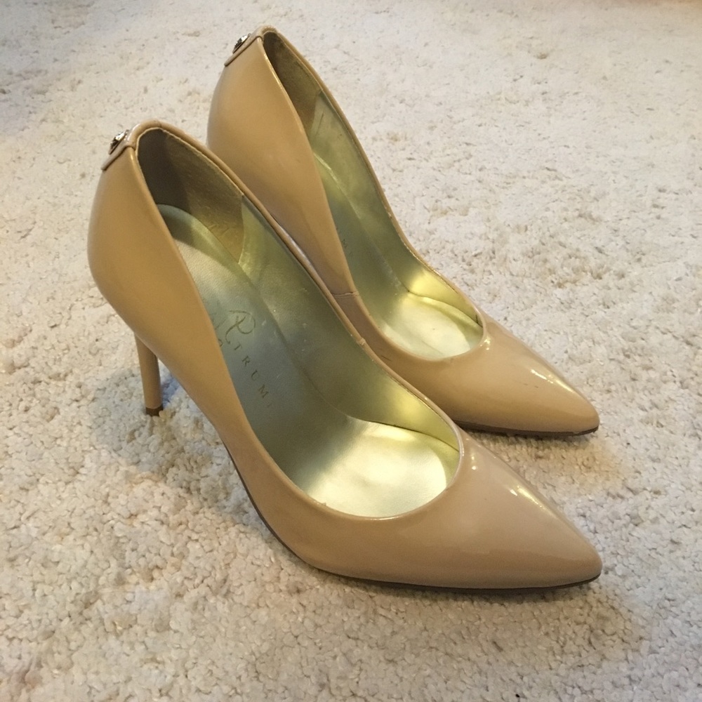 Ivanka Trump Patent Pointy Pump Heel 5.5 (fits 6)