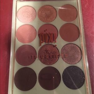 Pixi Eyeshadow Palette