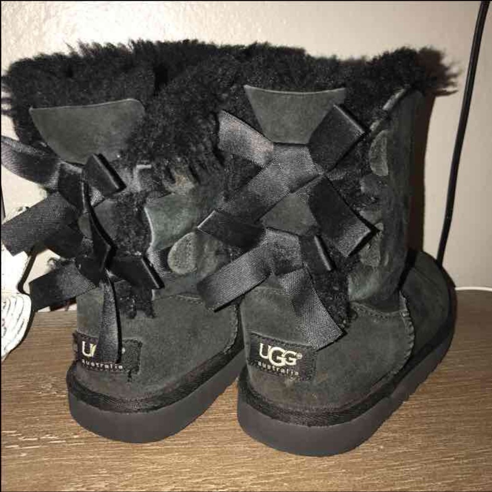 Girls black now Ugg Boots