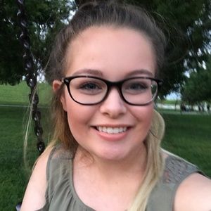 Meet your Posher, Alaina