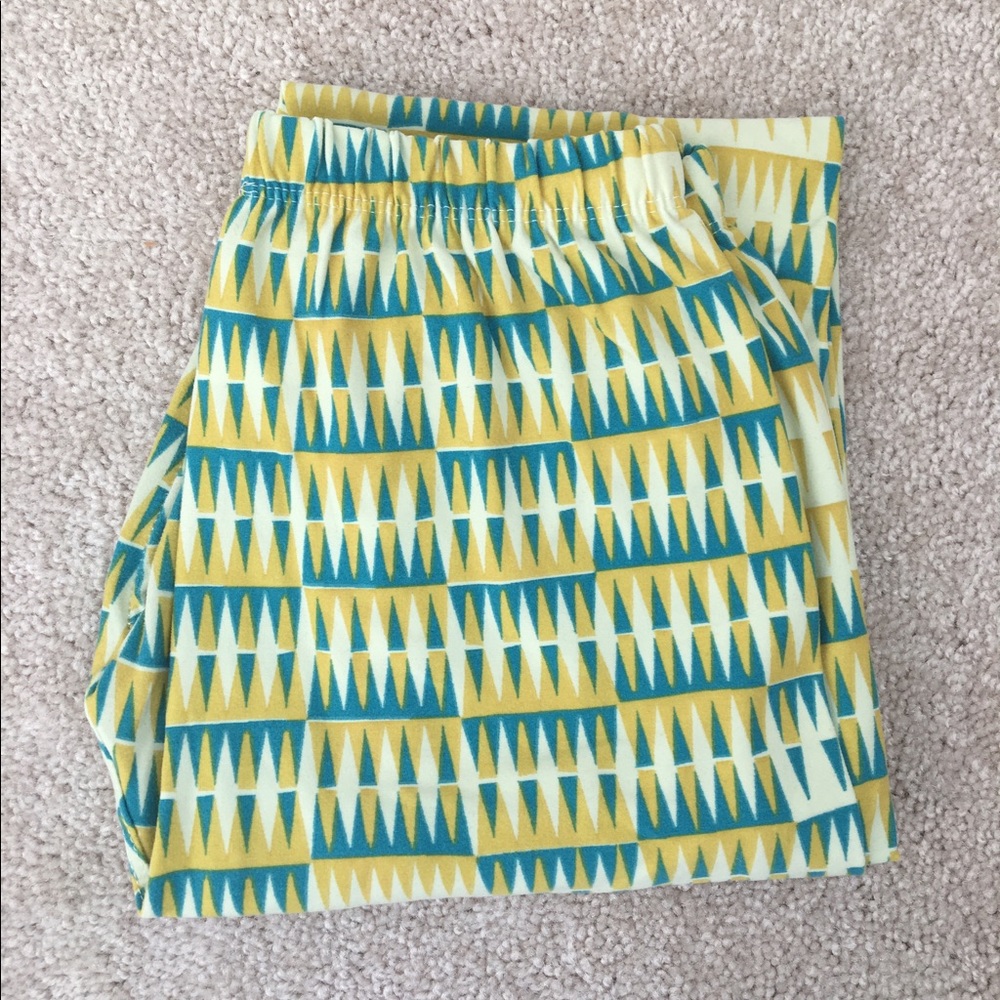 ⭐️FINAL PRICE DROP! Lularoe one size leggings