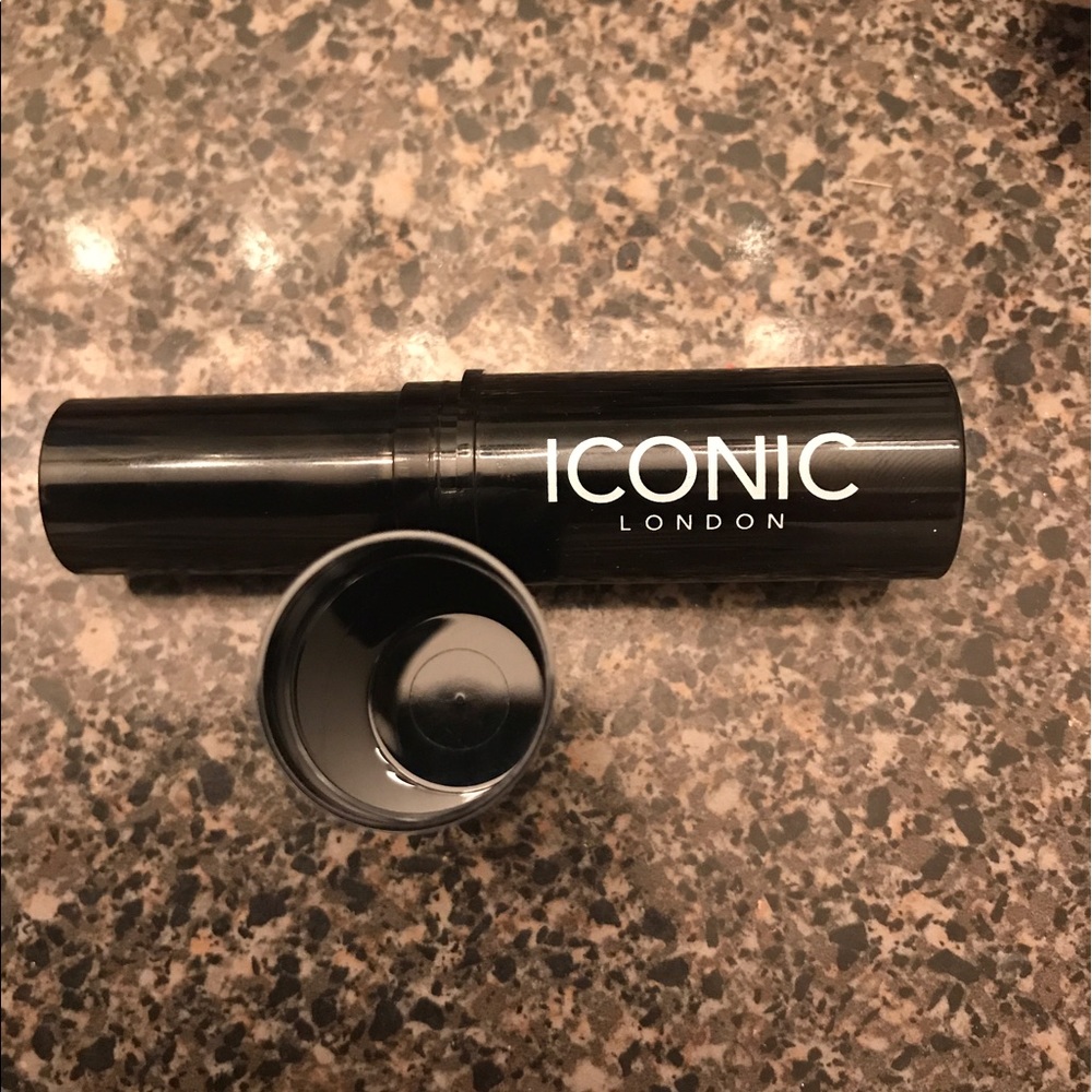 iconic strobing stick in glow