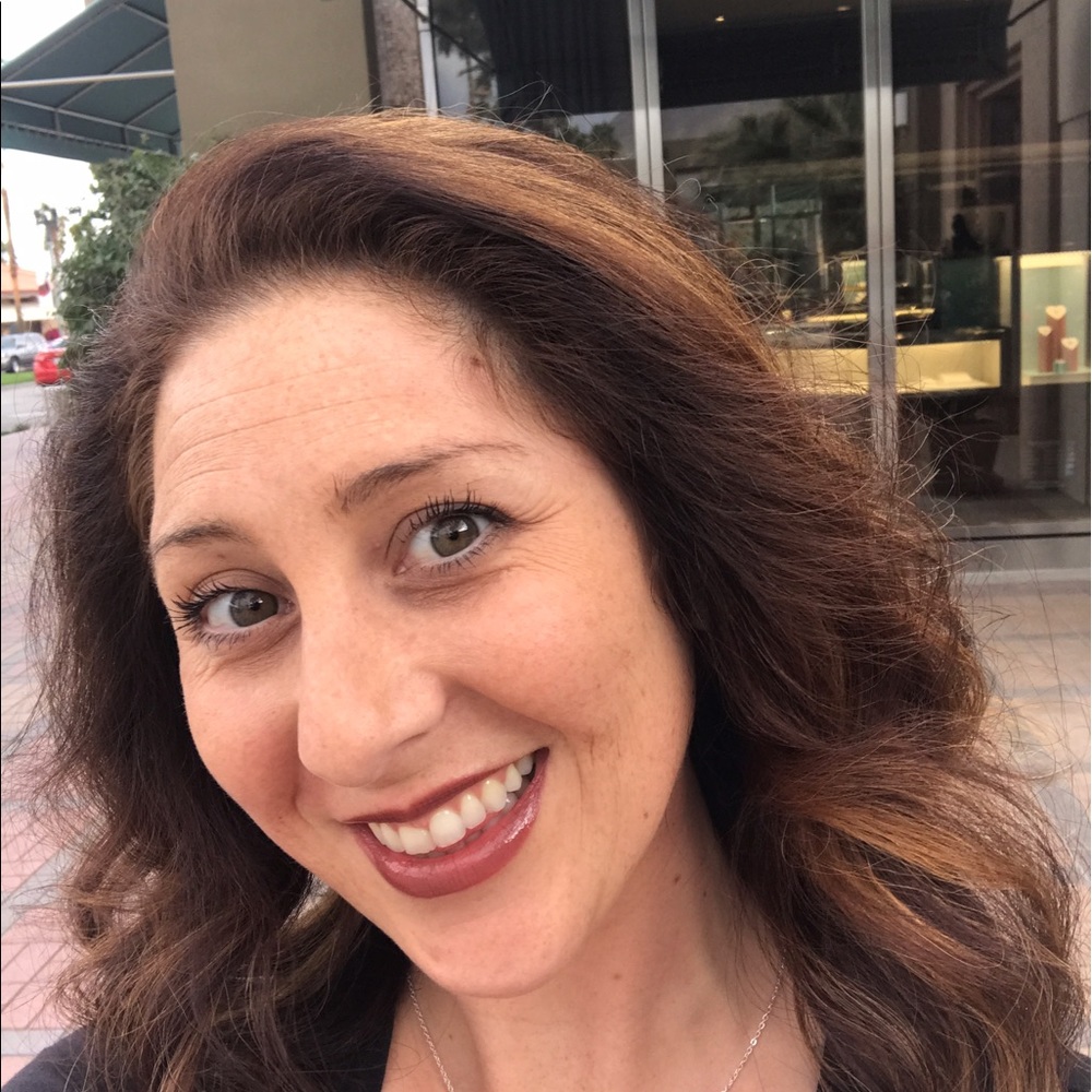 Meet your Posher, Tiffany