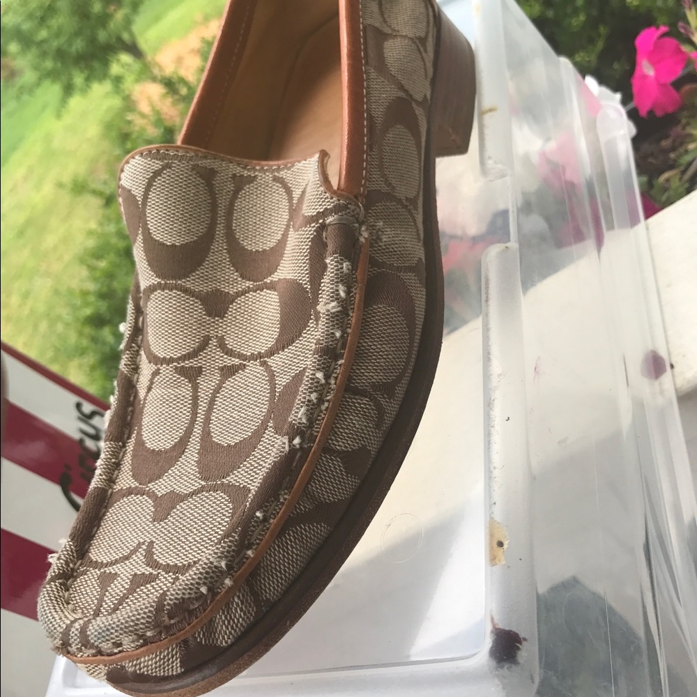 Coach GENUINE leather loafers