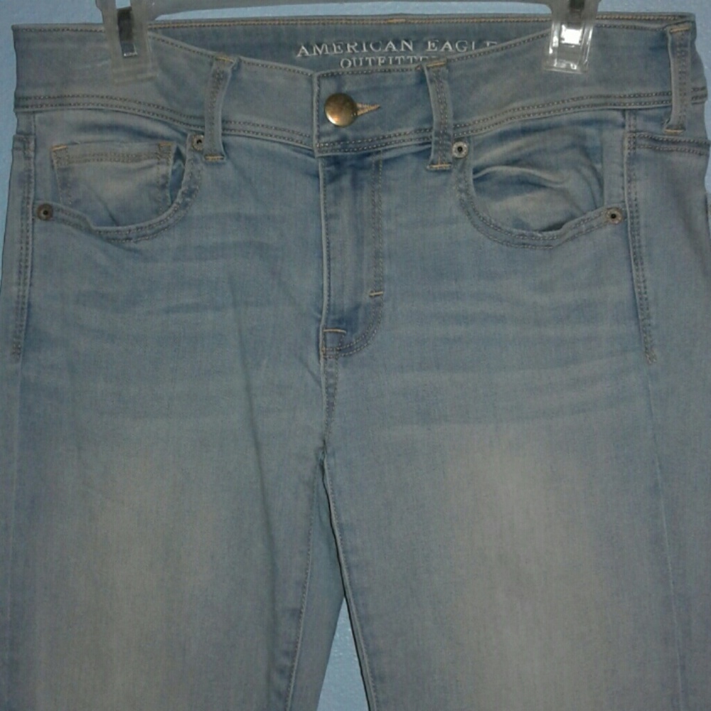 Light wash American Eagle Boot cut jeans