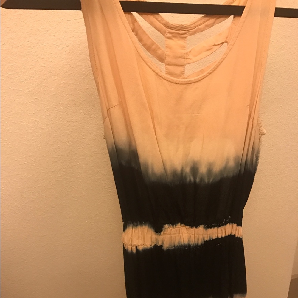 Short sundress with open back
