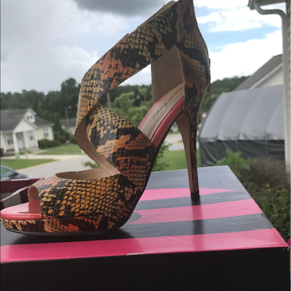 Michael Antonio Snake skin sandals