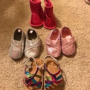 Sparkle lot!! 3-6 month shoes.