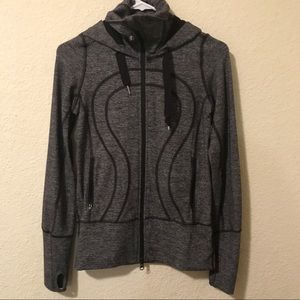Lulu lemon sweater