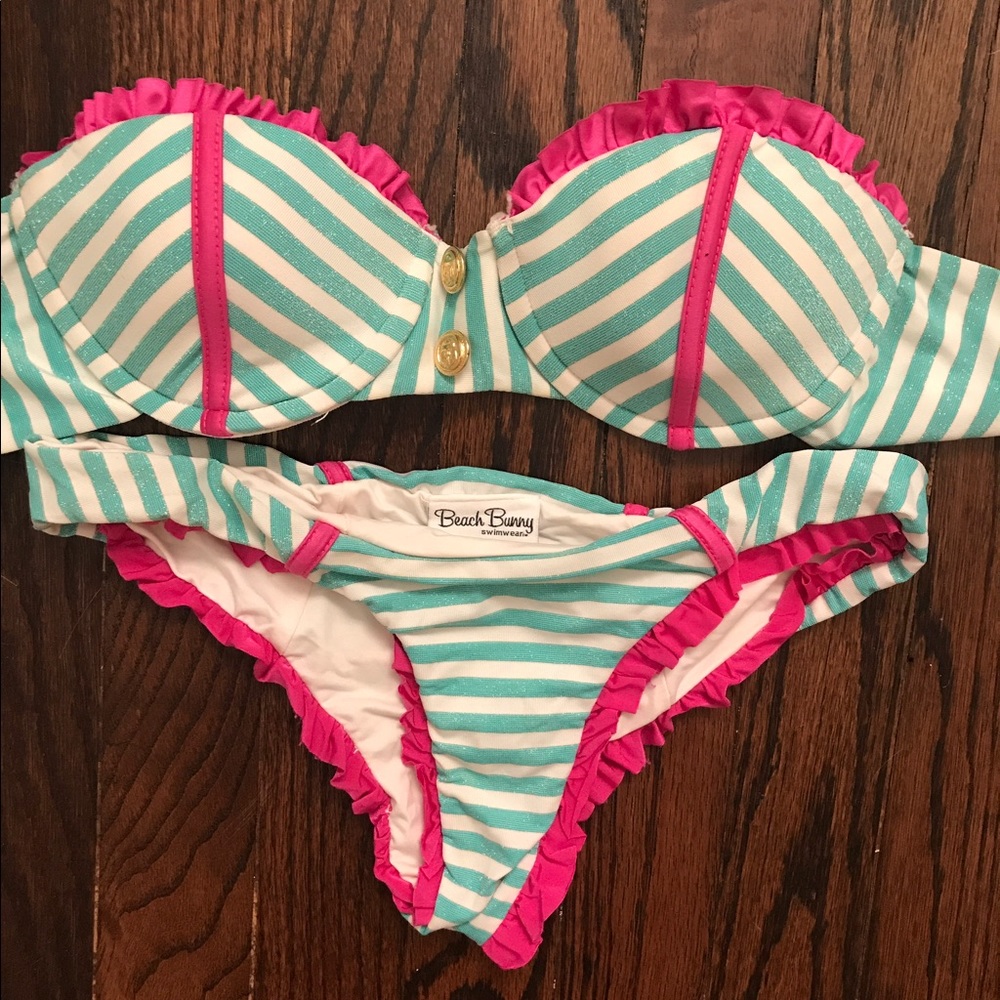 Beach Bunny Swimwear