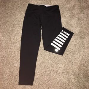 Victoria's Secret Knockout Capri