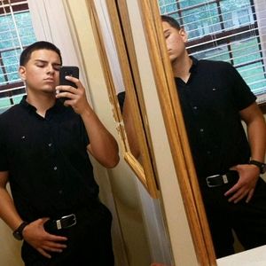 Meet your Posher, Carlos