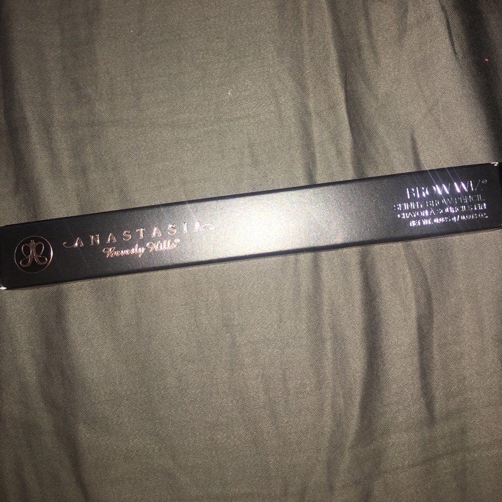 Anastasia Beverly Hills Brow Wiz