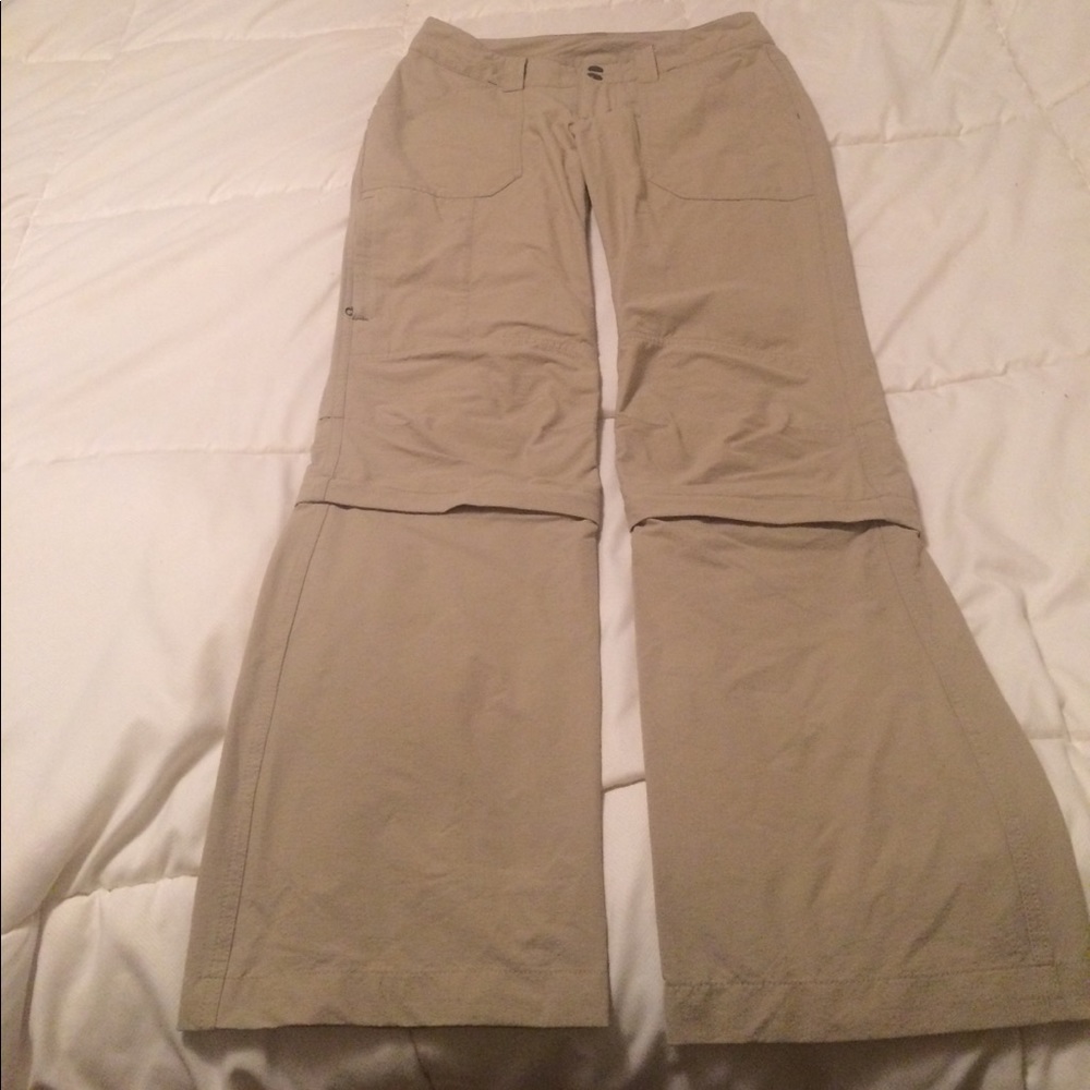 🚨DONATING. Offer!! Patagonia pants/Capri