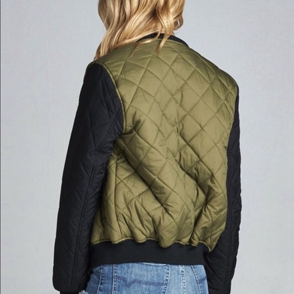 NWT 💥LAST ONE💥 Olive Color Bomber Jacket! - Picture 2 of 3