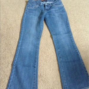 Levi's Bootcut Jeans