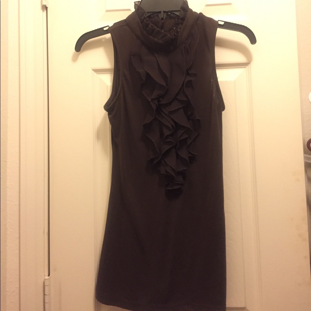 Ruffle tank