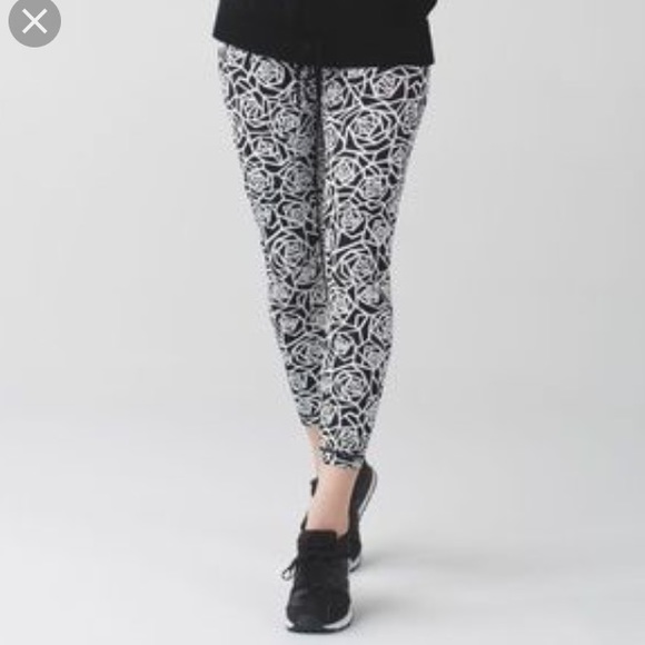 Lululemon rose print leggings Clearance