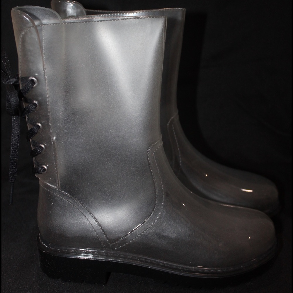 Clear rAin boots