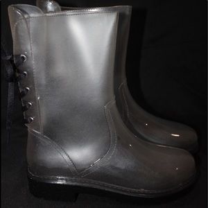Clear rAin boots