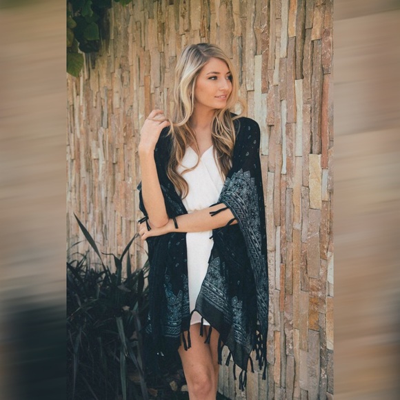 🅝🅔🅦!! Bohemian Tassel Kimono - Picture 3 of 8