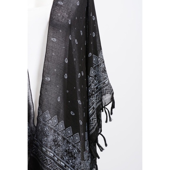 🅝🅔🅦!! Bohemian Tassel Kimono - Picture 5 of 8