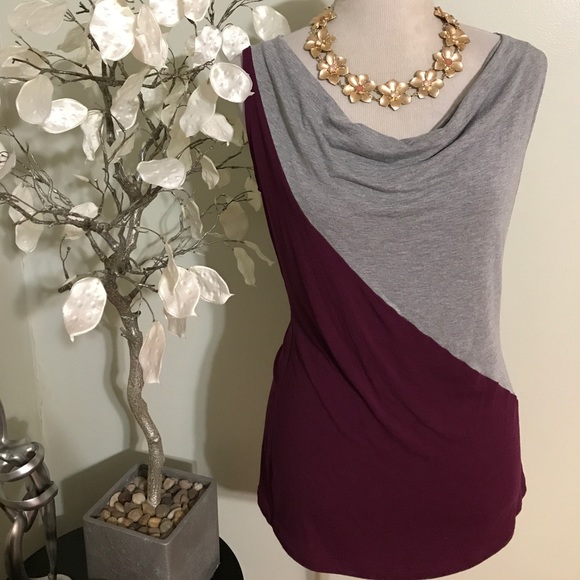 White House Black Market Tops - WHITE HOUSE BLACK MARKET TOP