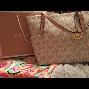 Michael Kors Tote
