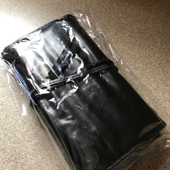 🌹🌹New 24pcs Makeup Brushes Set - Picture 4 of 6